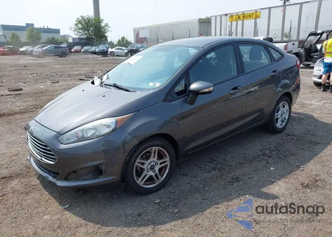 2018 Ford Fiesta Se z USA, uszkodzony, nr VIN 3FADP4BJ0JM138152